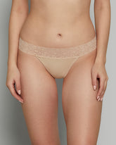 LA SENZA 6CM TRIM TRENDY REMIX THONG NUDE / S