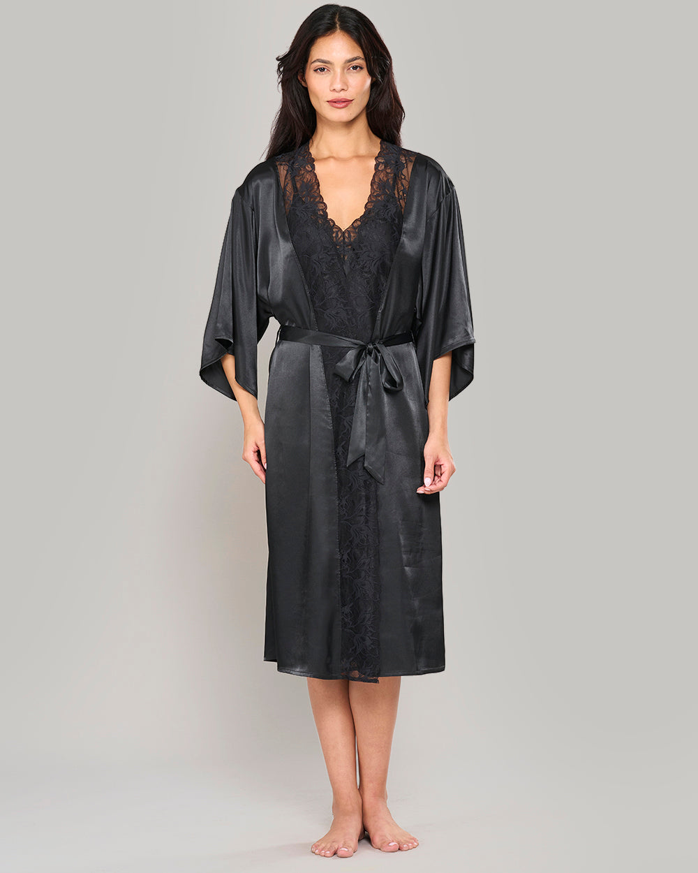 BLACK SATIN ROBE WITH PARISIAN LACE NECKLINE – LA SENZA BLACK / S/M