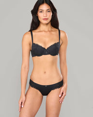 LA SENZA DIVA CHEEKY THONG WITH FABLE LACE LEG DETAIL BLACK / S