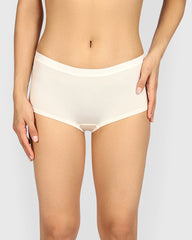 La Senza Ultrasoft Boyshort Panties PEARLED IVORY / M