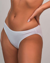 Isla & Evie Everyday Bikini Panties White / MED