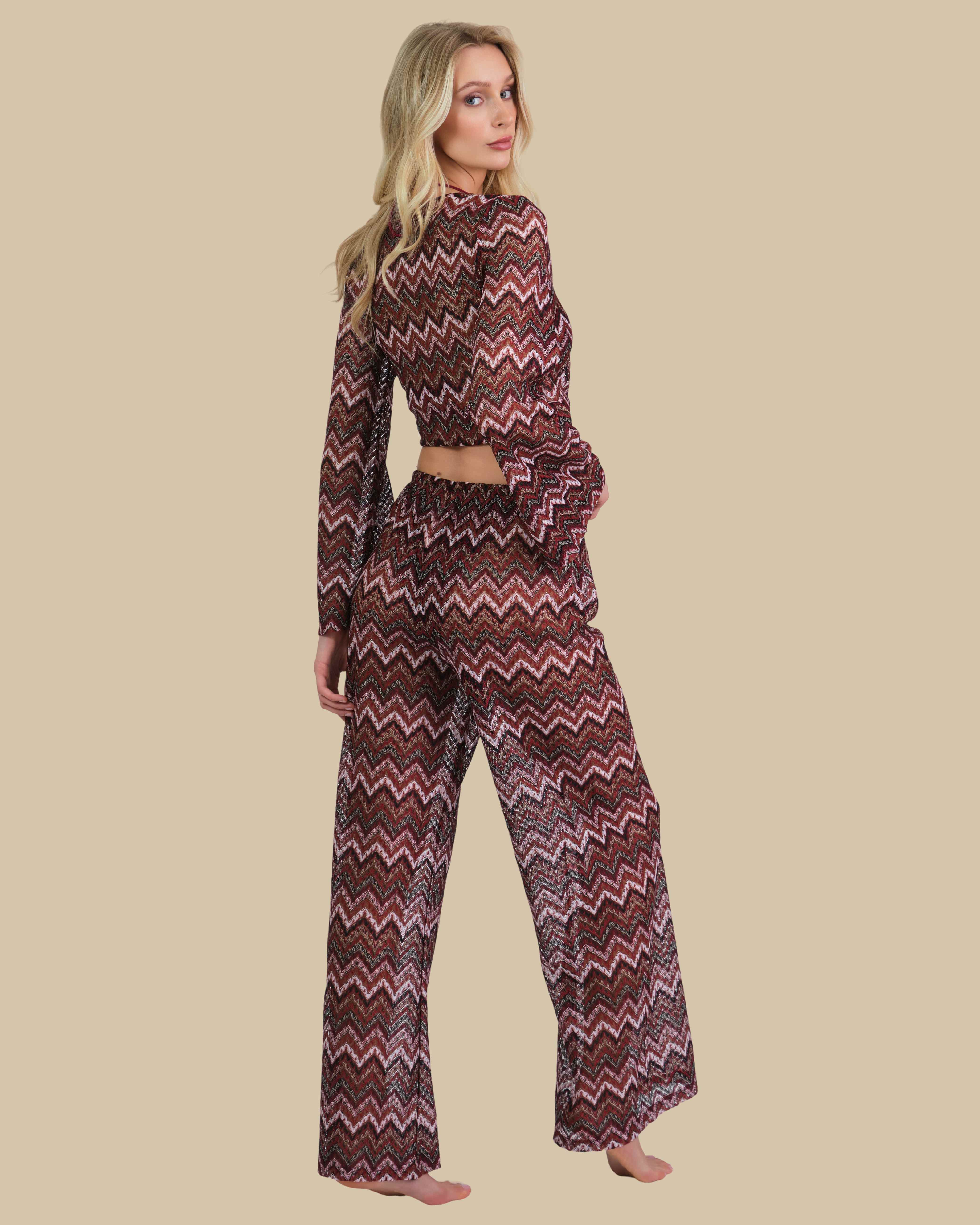 Isla & Evie Zig Zag Print Wrap Crop Top Isla & Evie Zig Zag Print Wrap Crop Top