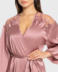 Isla & Evie Nostalgia Rose Satin Robe Nostalgia Rose / S
