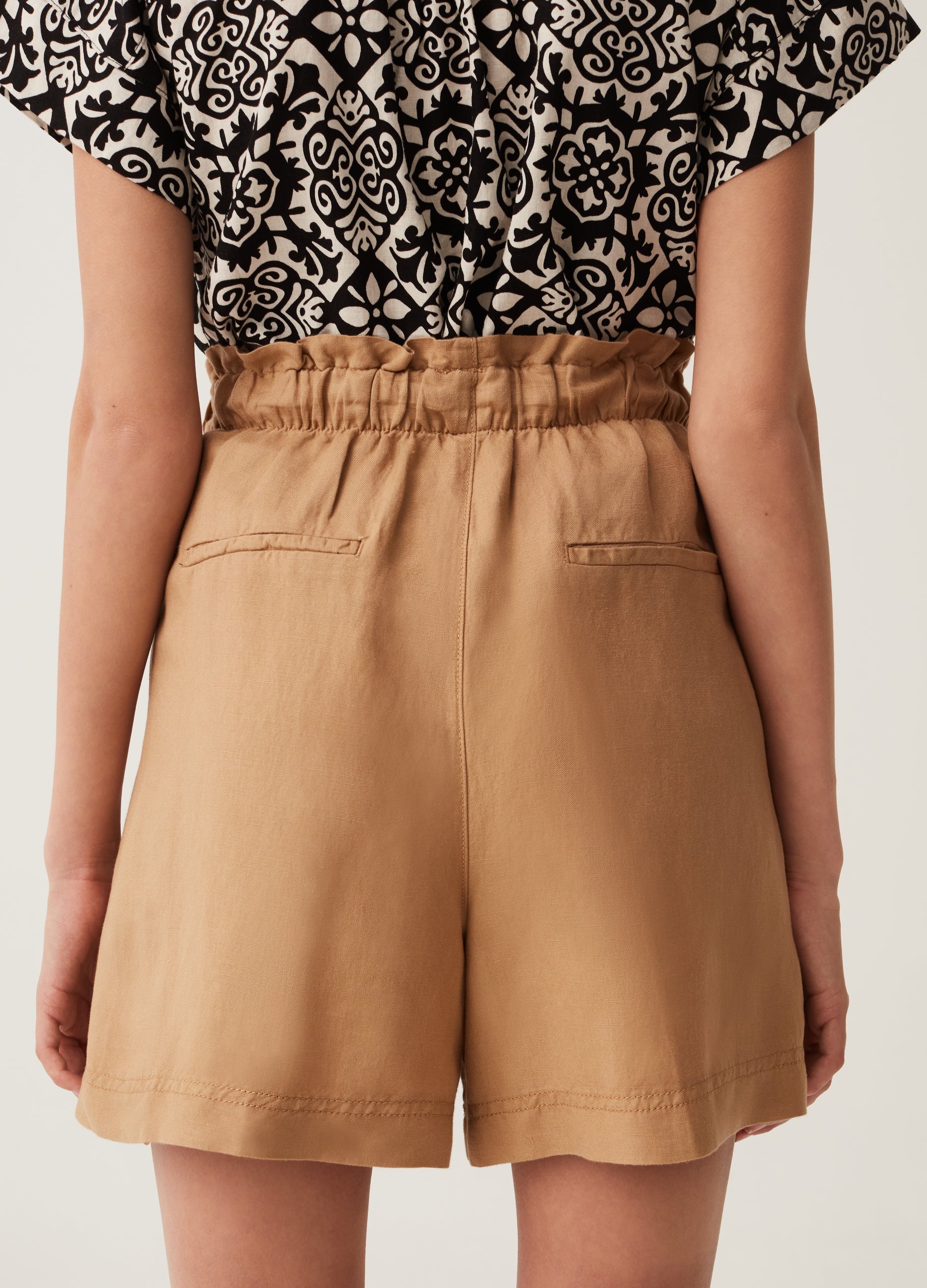Ovs High-Rise Shorts In Linen And Viscose Ovs High-Rise Shorts In Linen And Viscose
