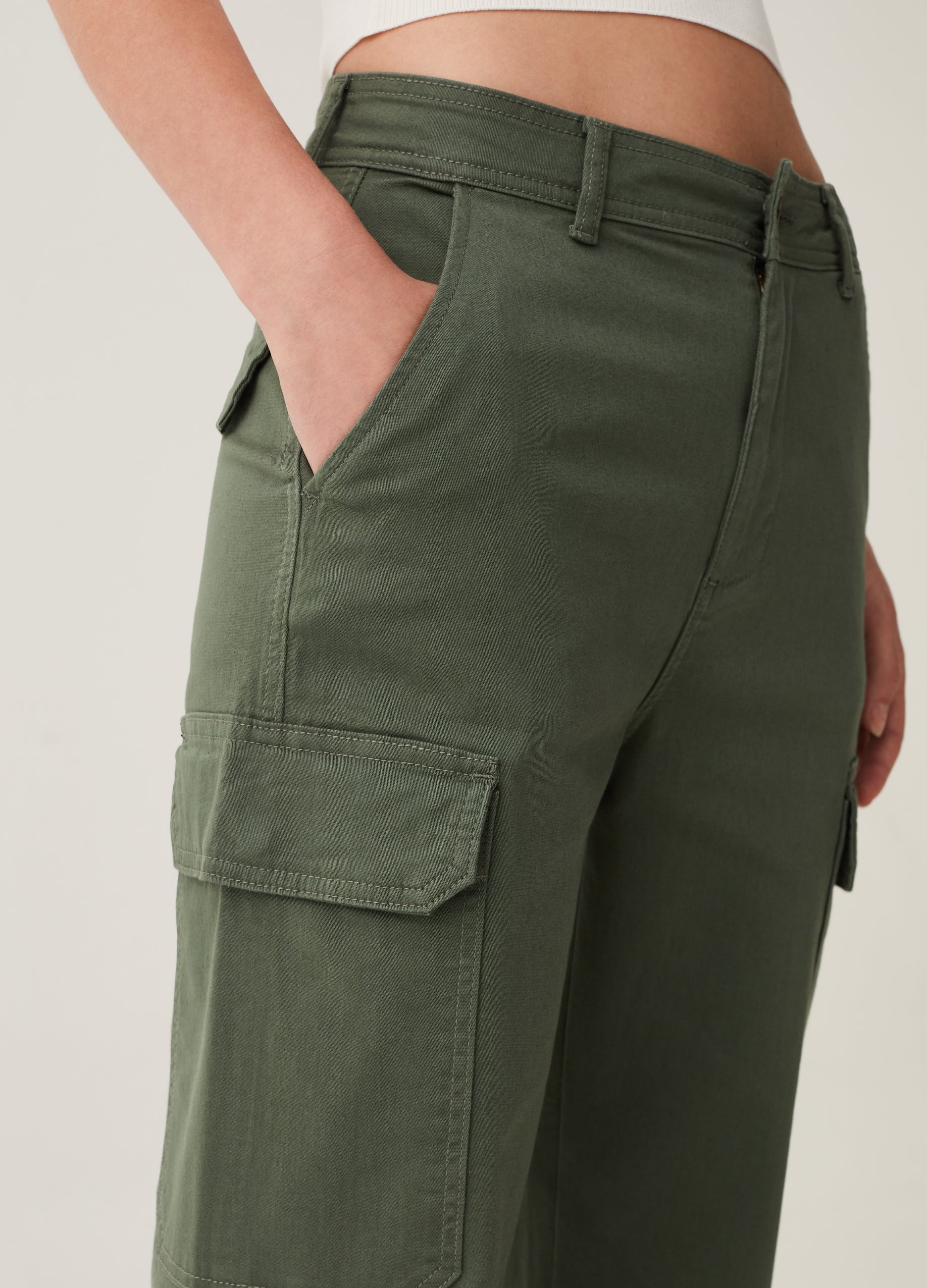 Ovs Cargo Trousers In Cotton Twill Ovs Cargo Trousers In Cotton Twill