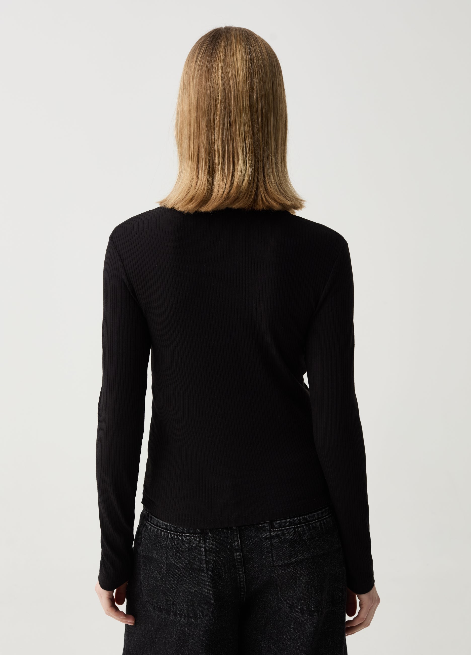 Ovs T-Shirt With Knot And Long Sleeves Ovs T-Shirt With Knot And Long Sleeves