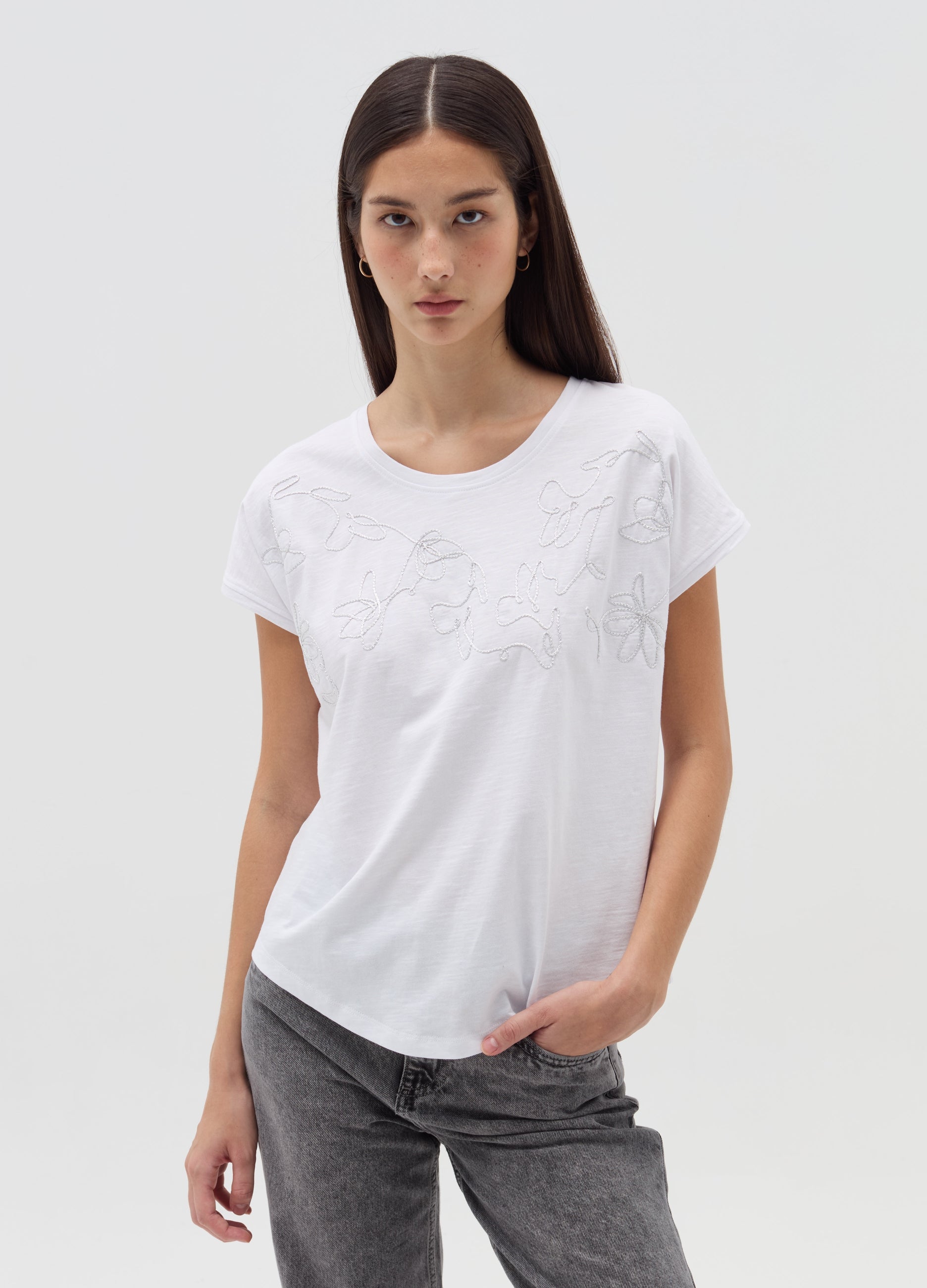 Ovs T-Shirt With Floral Embroidery Ovs T-Shirt With Floral Embroidery