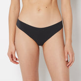 No Show Invisible Thong Panty in Tuxedo