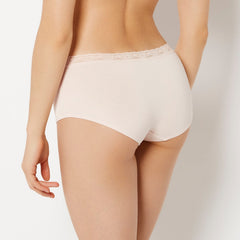 سراويل داخلية بنمط "بوي شورت" (Boyshort) فائقة النعومة من "لا سينزا" مصنوعة من المودال مع تقليم من الدانتيل