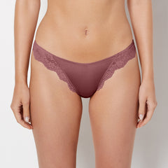 La Senza Diva Thong Panty with Timeless Lace in Plum Wine