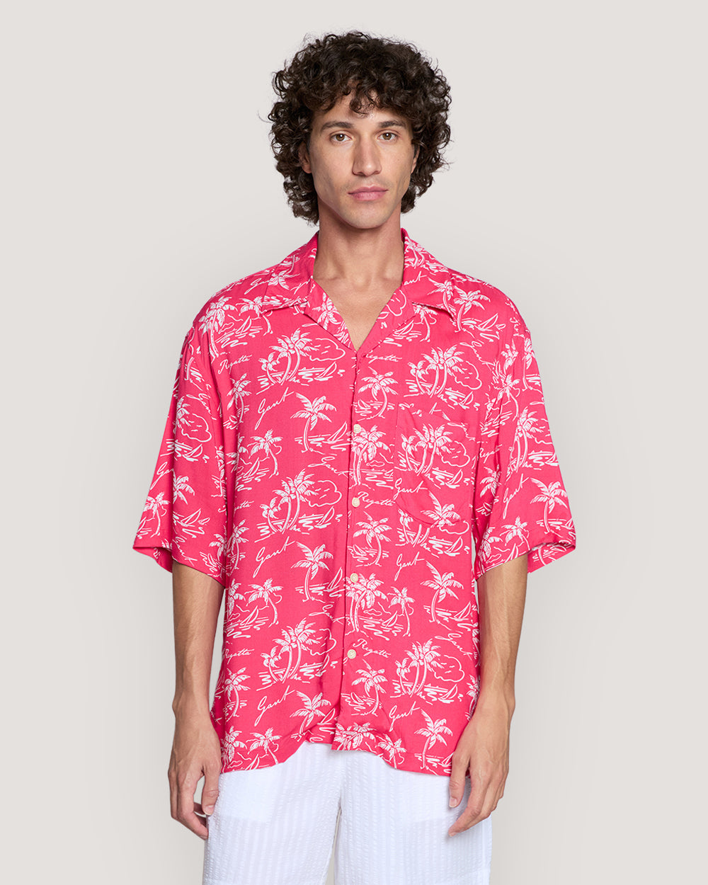 Relaxed Fit Island Print Shirt Red / M