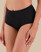 ISLA & EVIE SEAMLESS SHORTIE PANTIES Black / S