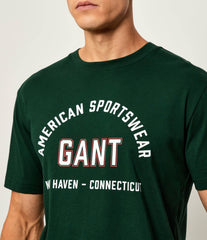 تيشيرت Gant بأكمام قصيرة وطبعة جرافيك