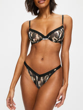 Ann Summers Zadie Non-Pad Plunge Bra Animal