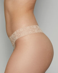 LA SENZA 6CM TRIM TRENDY REMIX THONG NUDE / S