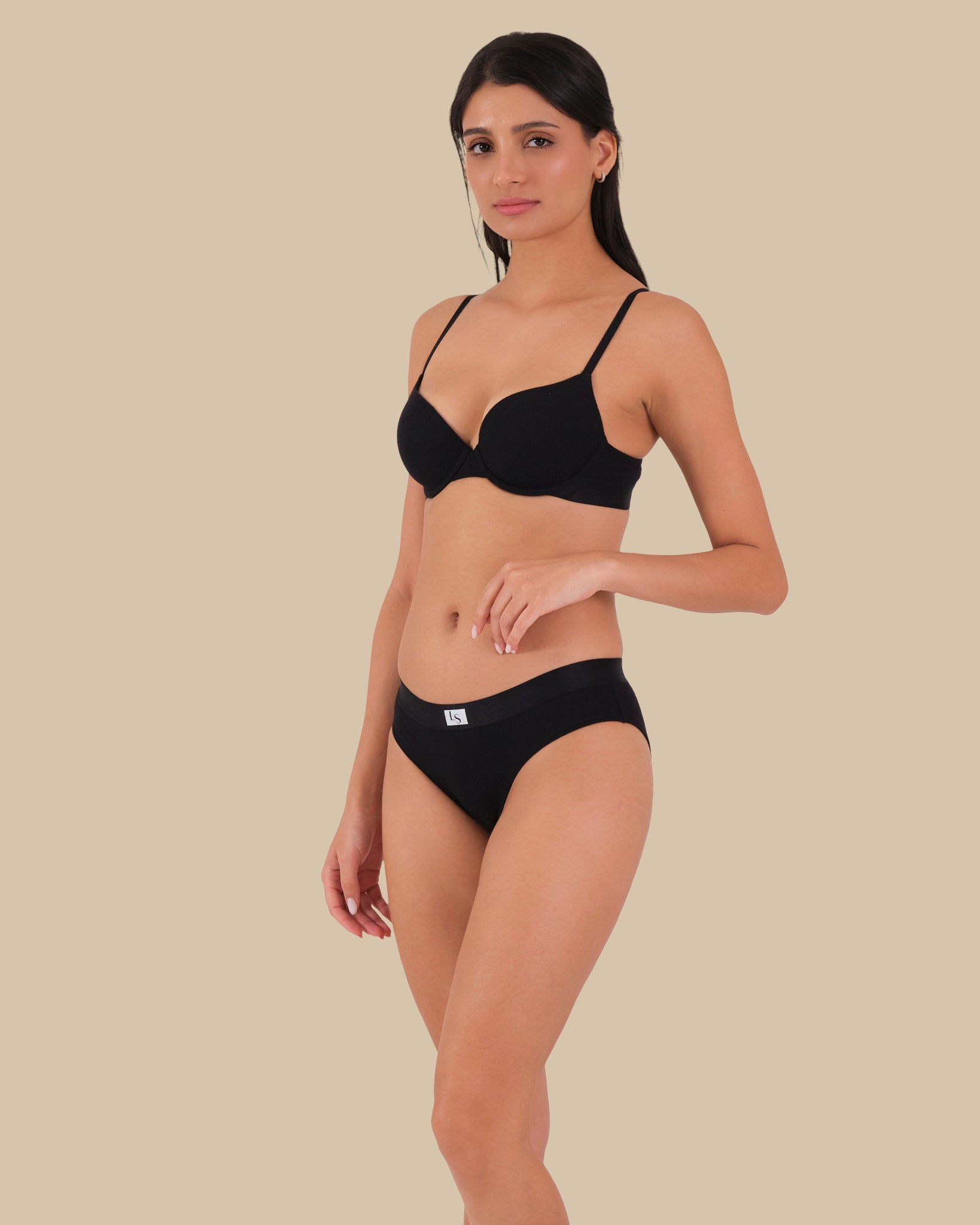 LA SENZA ESSENTIALS DEMI WAFFLE BRA Black / 34B