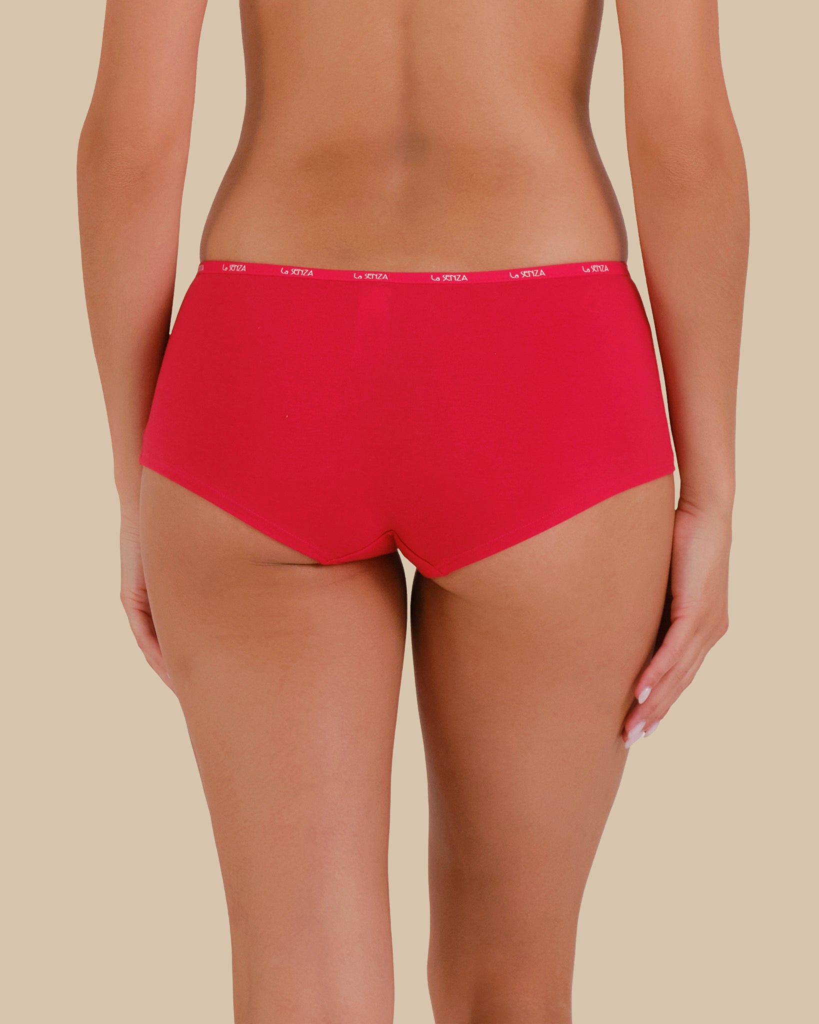 ESSENTIALS BOYSHORT COTTON - SKINNY LOGO COSMO RED / M