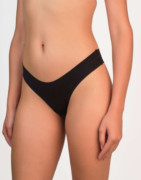 Isla & Evie Everyday String Panties Black / MED