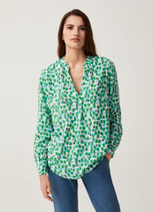 Sustainable viscose blouse with V neck