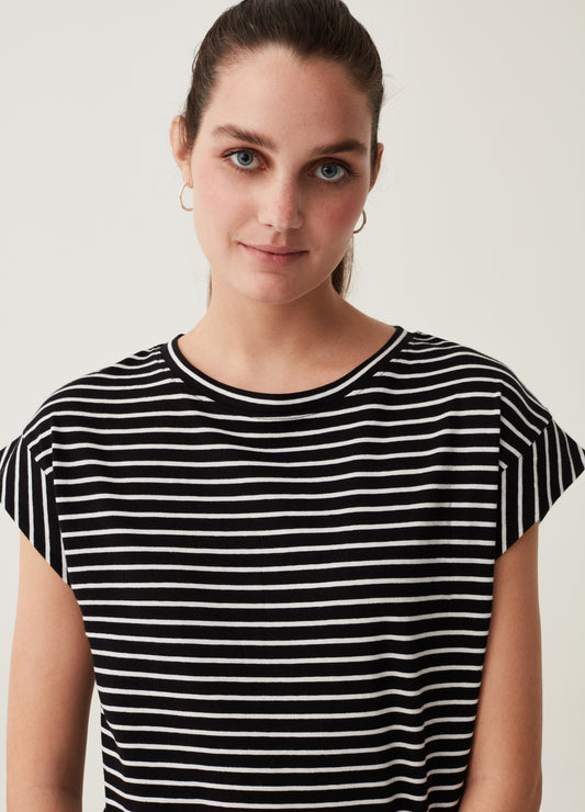 T-Shirt With Kimono Sleeves And All-Over Print