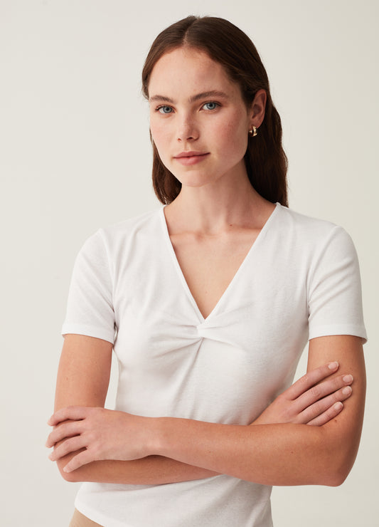 T-Shirt With V Neck And Knot