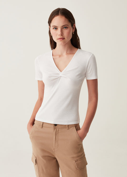 T-Shirt With V Neck And Knot
