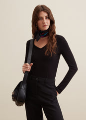 Long-Sleeved T-Shirt With V Neck