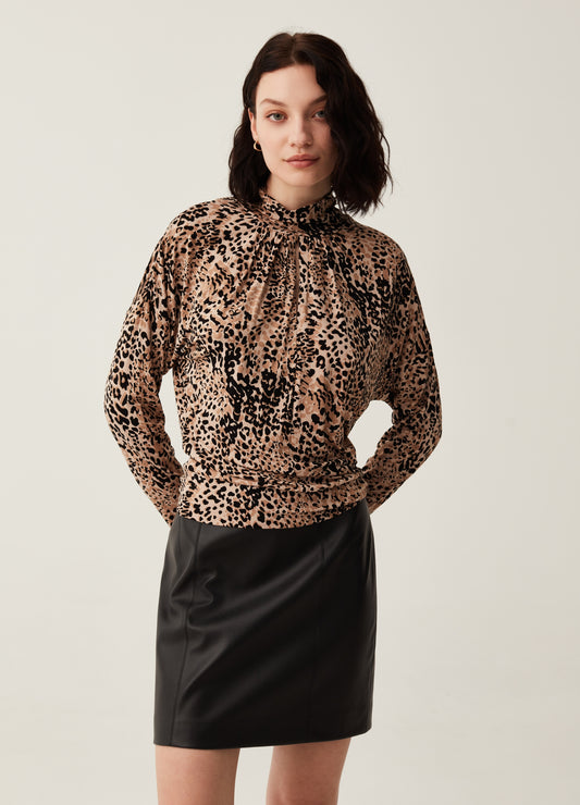 T-Shirt With Long Sleeves And Animal Print