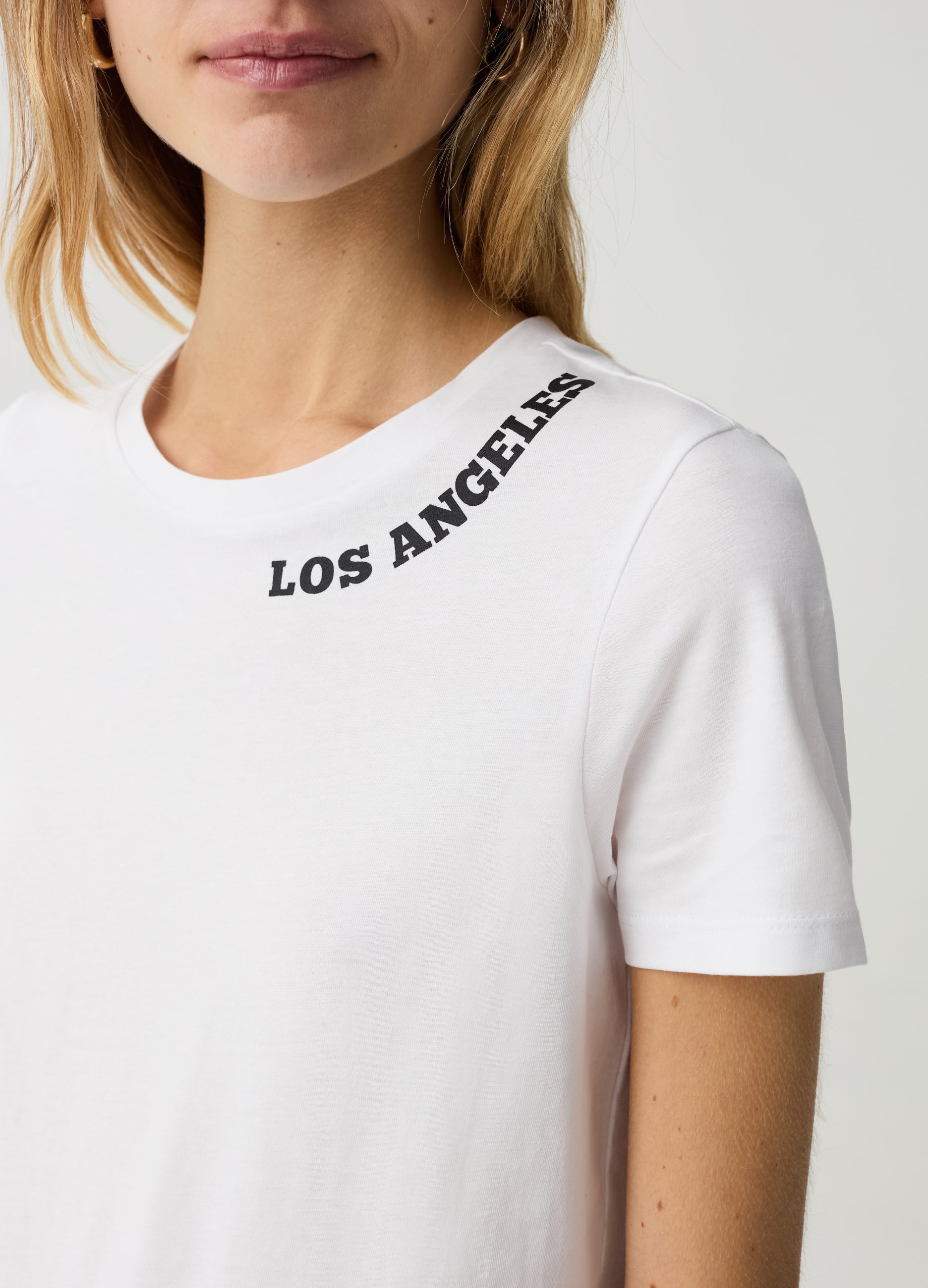 Essential T-Shirt With Lettering Print And Round Neck