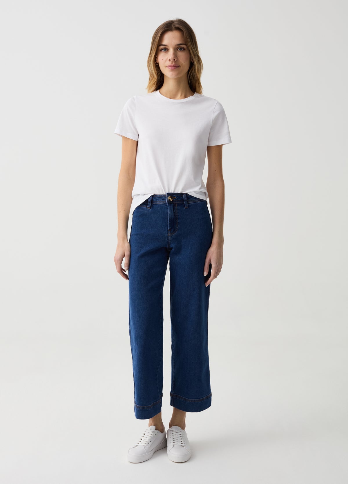 Wide-Leg Cropped Culotte Jeans