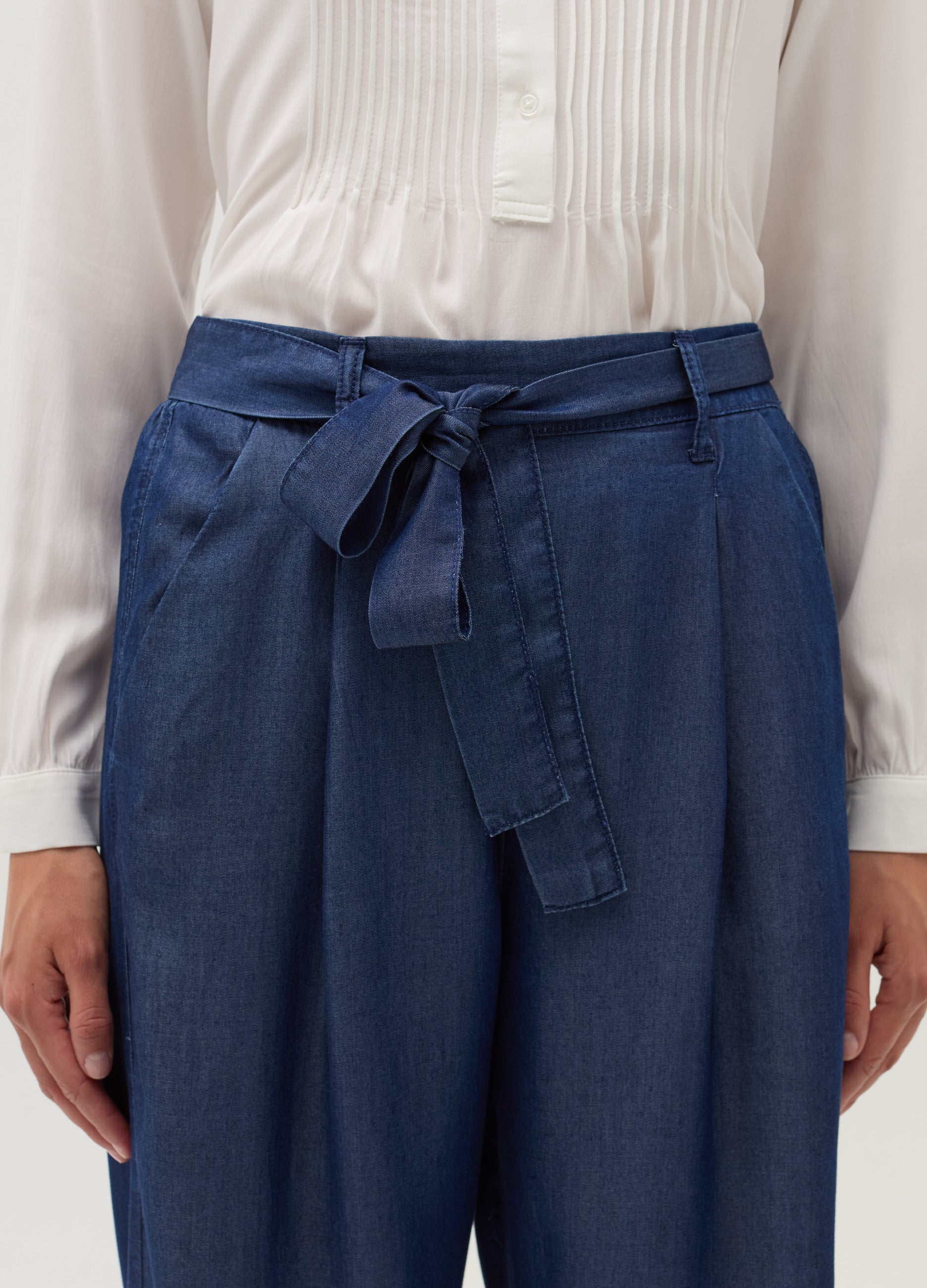 Denim-Effect Fluid Trousers With Belt
