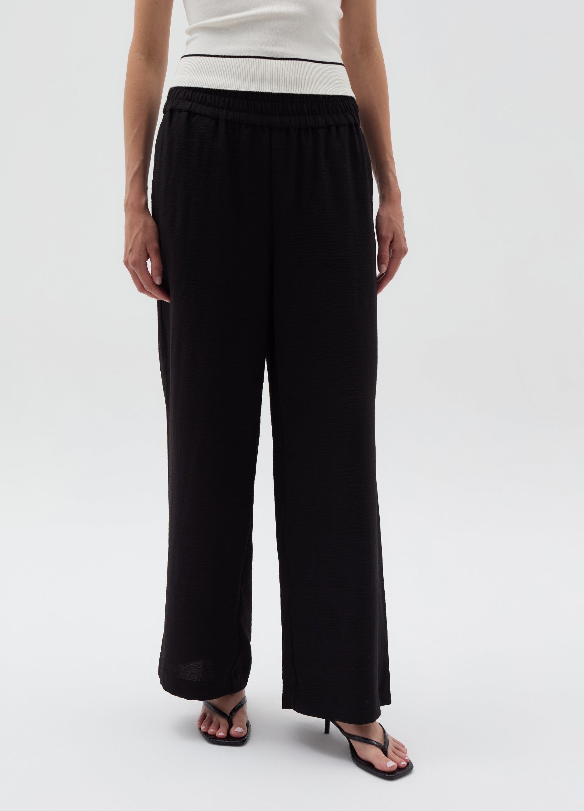 Crinkle-Effect Fluid Trousers