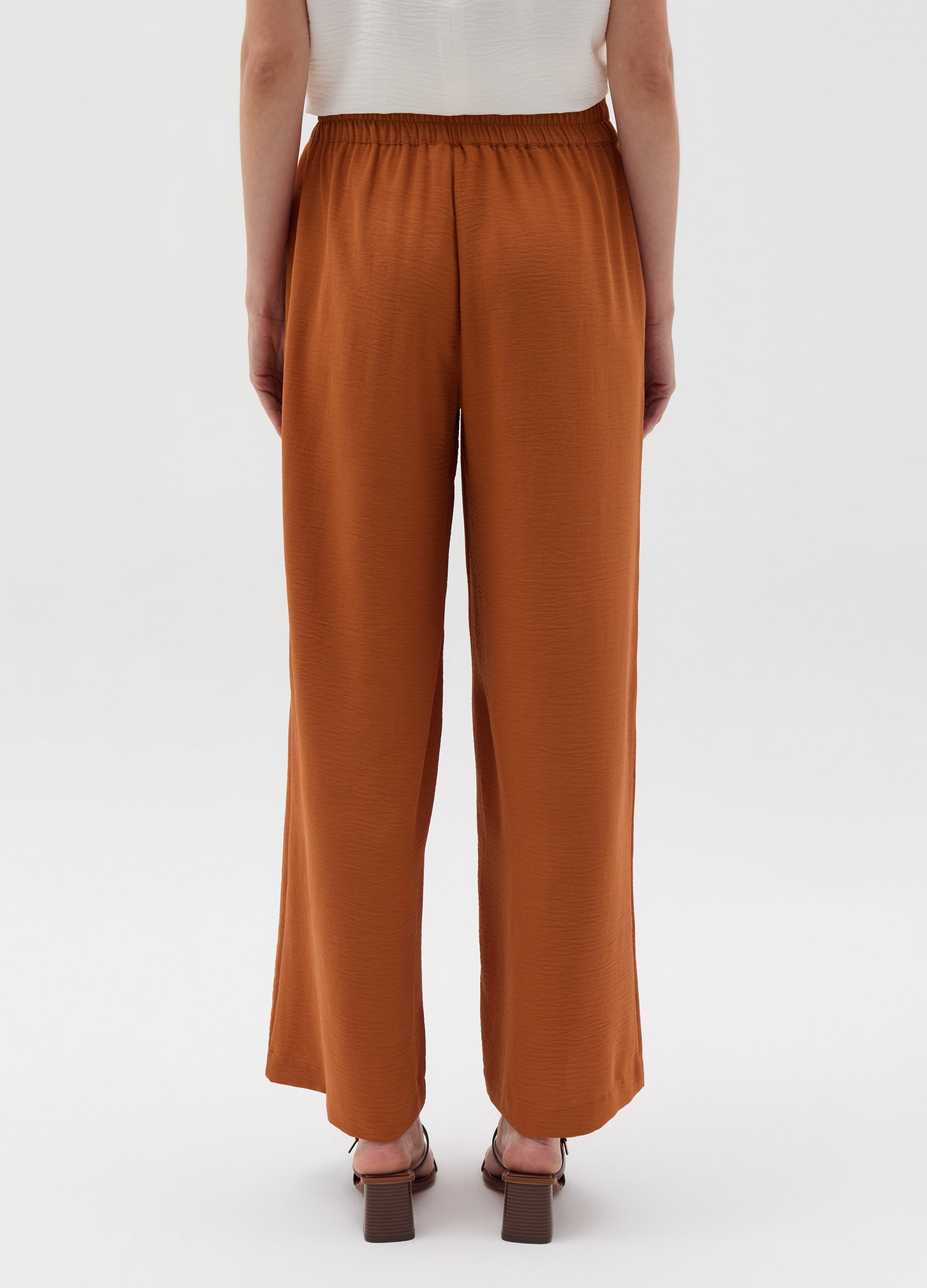 Crinkle-Effect Fluid Trousers