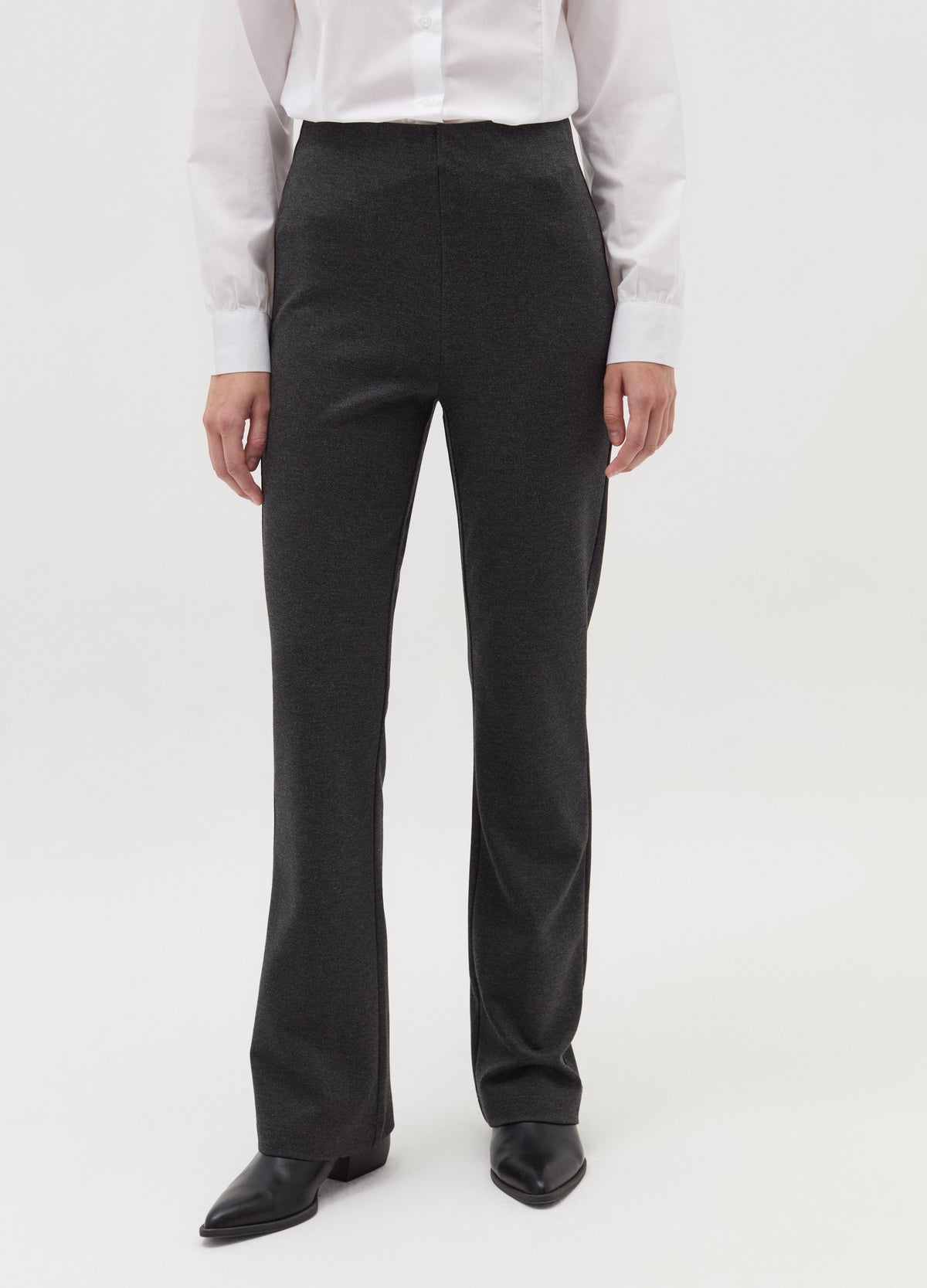 Flare-Fit Leggings