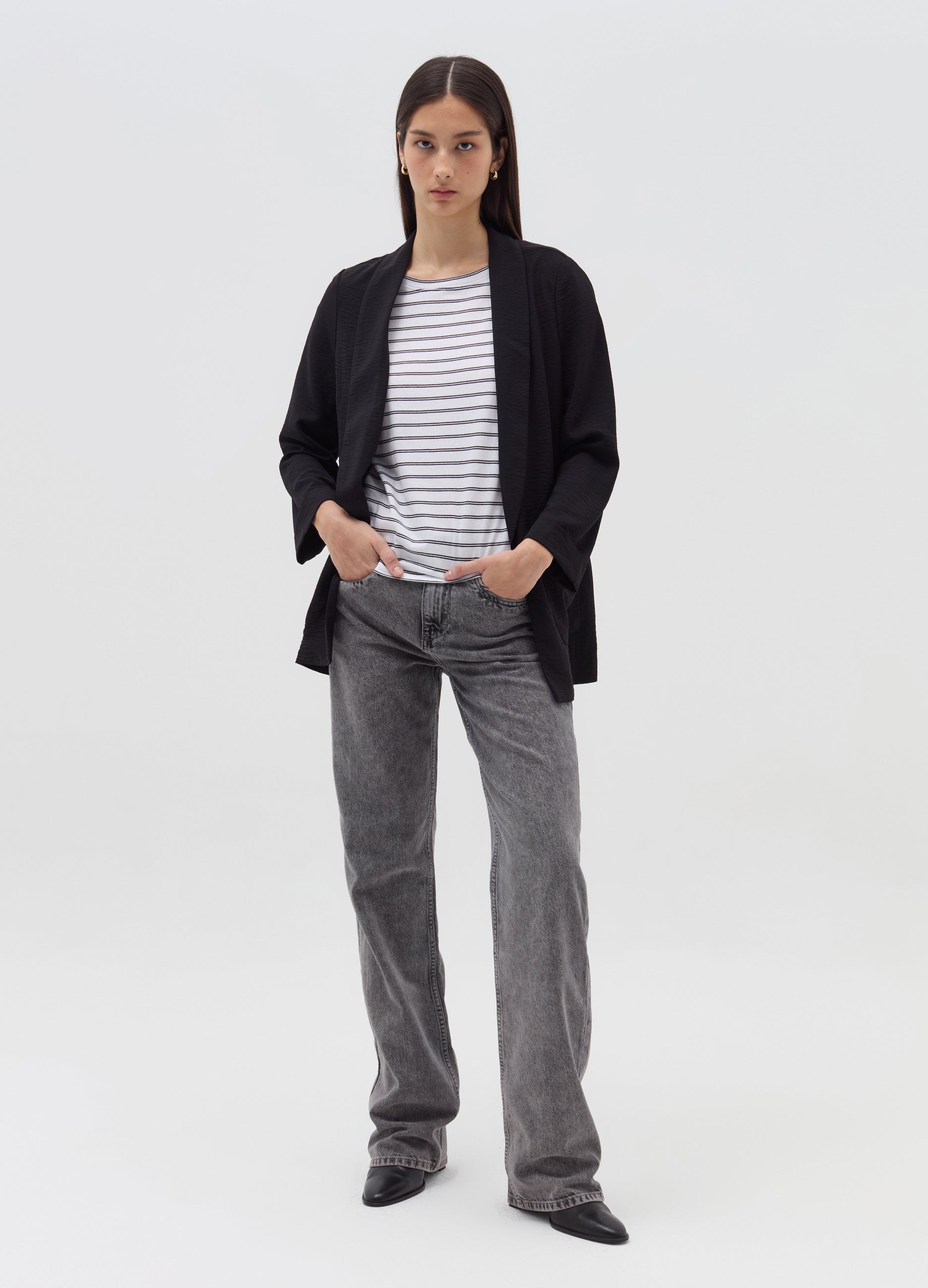 Open Crinkle-Effect Fluid Blazer