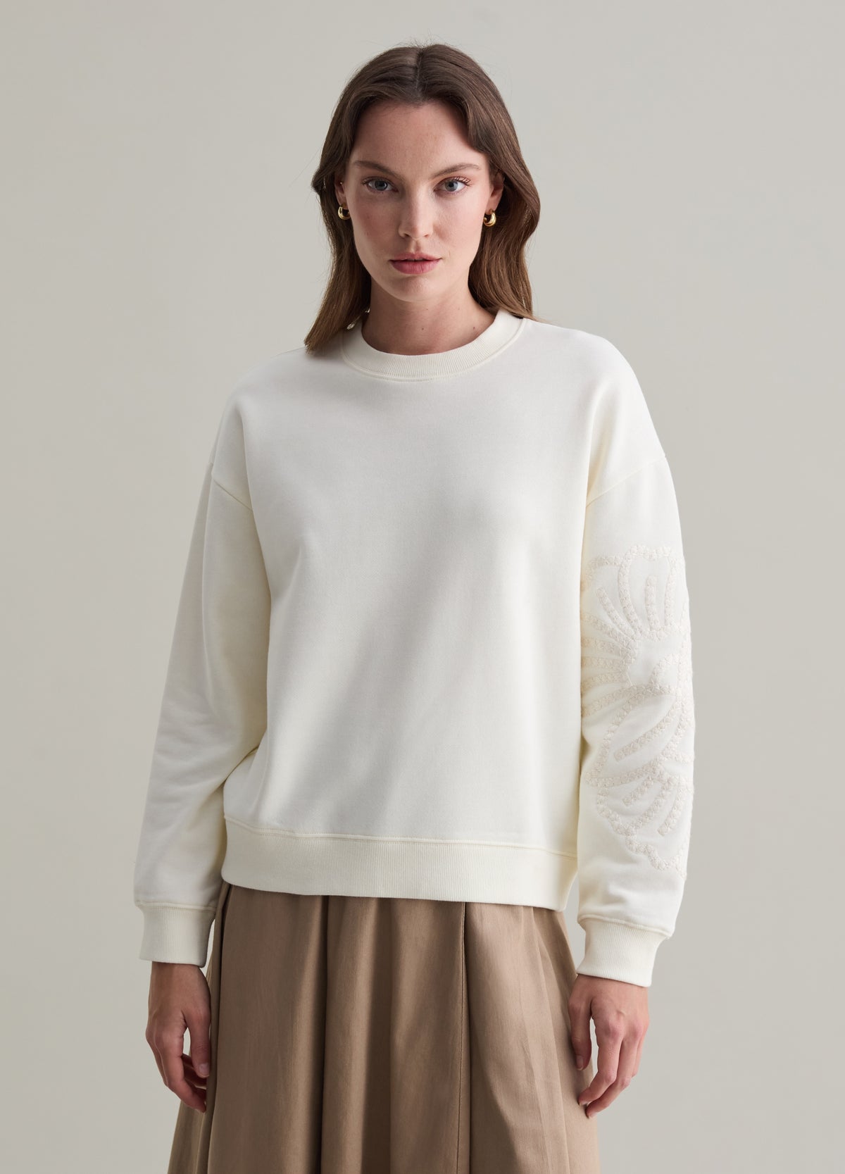 Sweatshirt With Floral Embroidery
