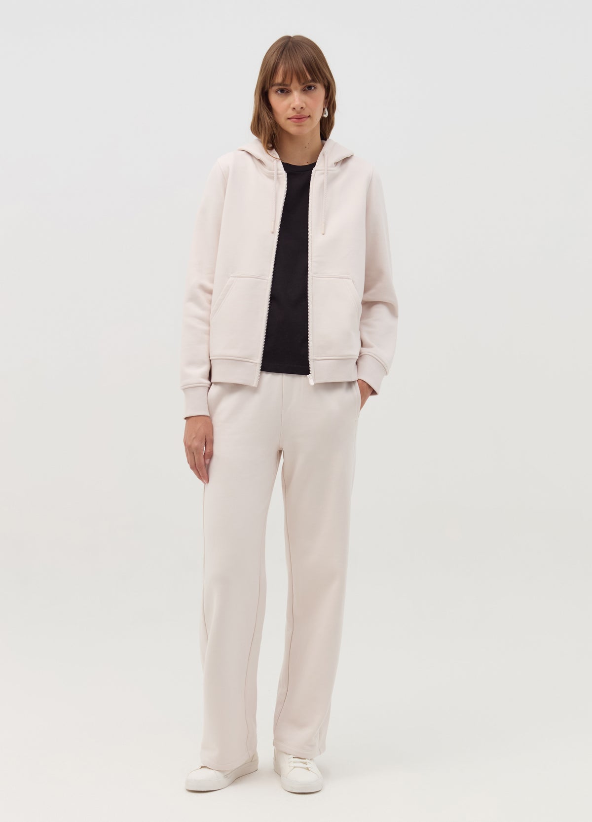 Essential Sweatshirt With Hood