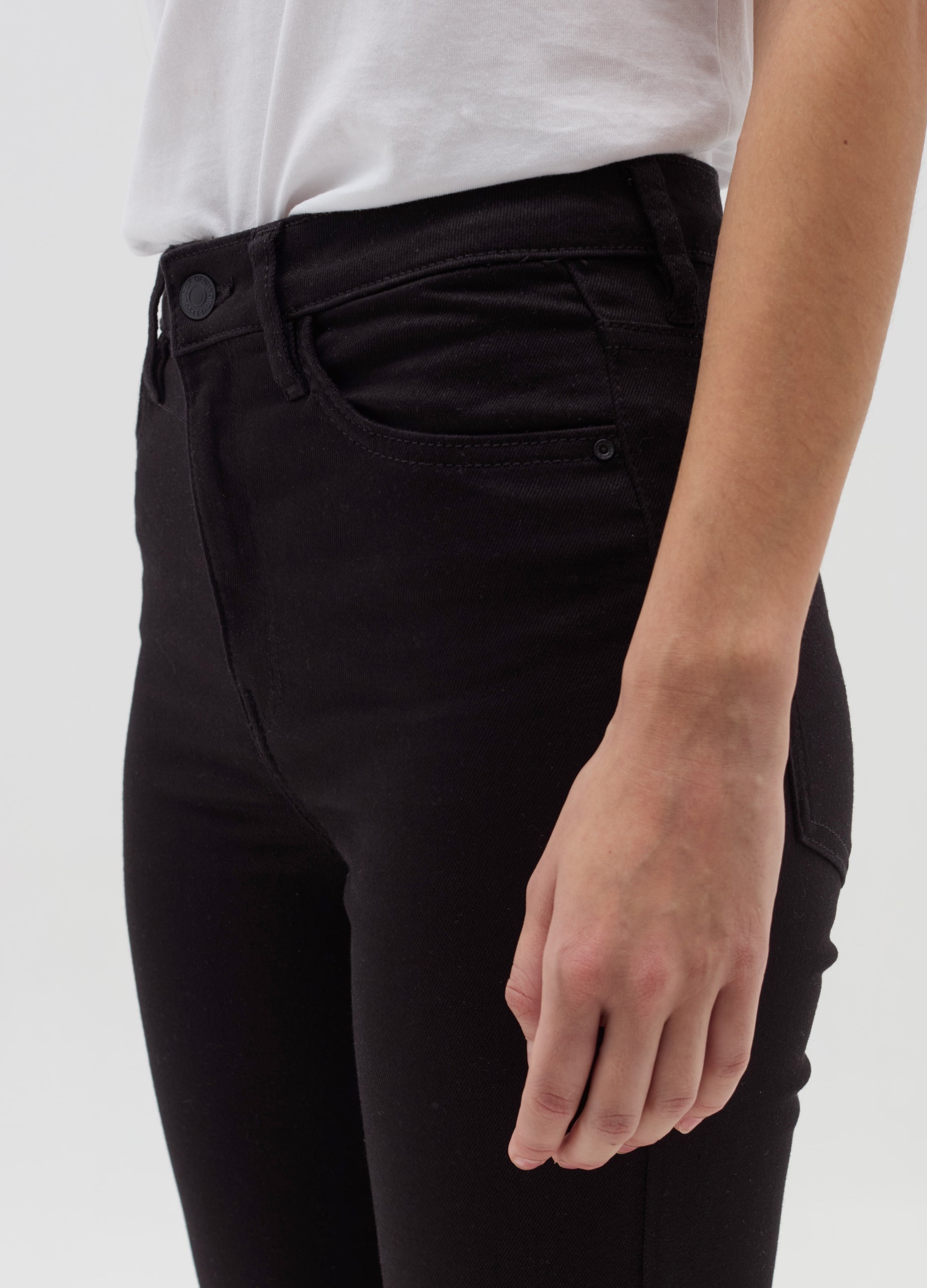 Flare-Fit Jeans With Five Pockets