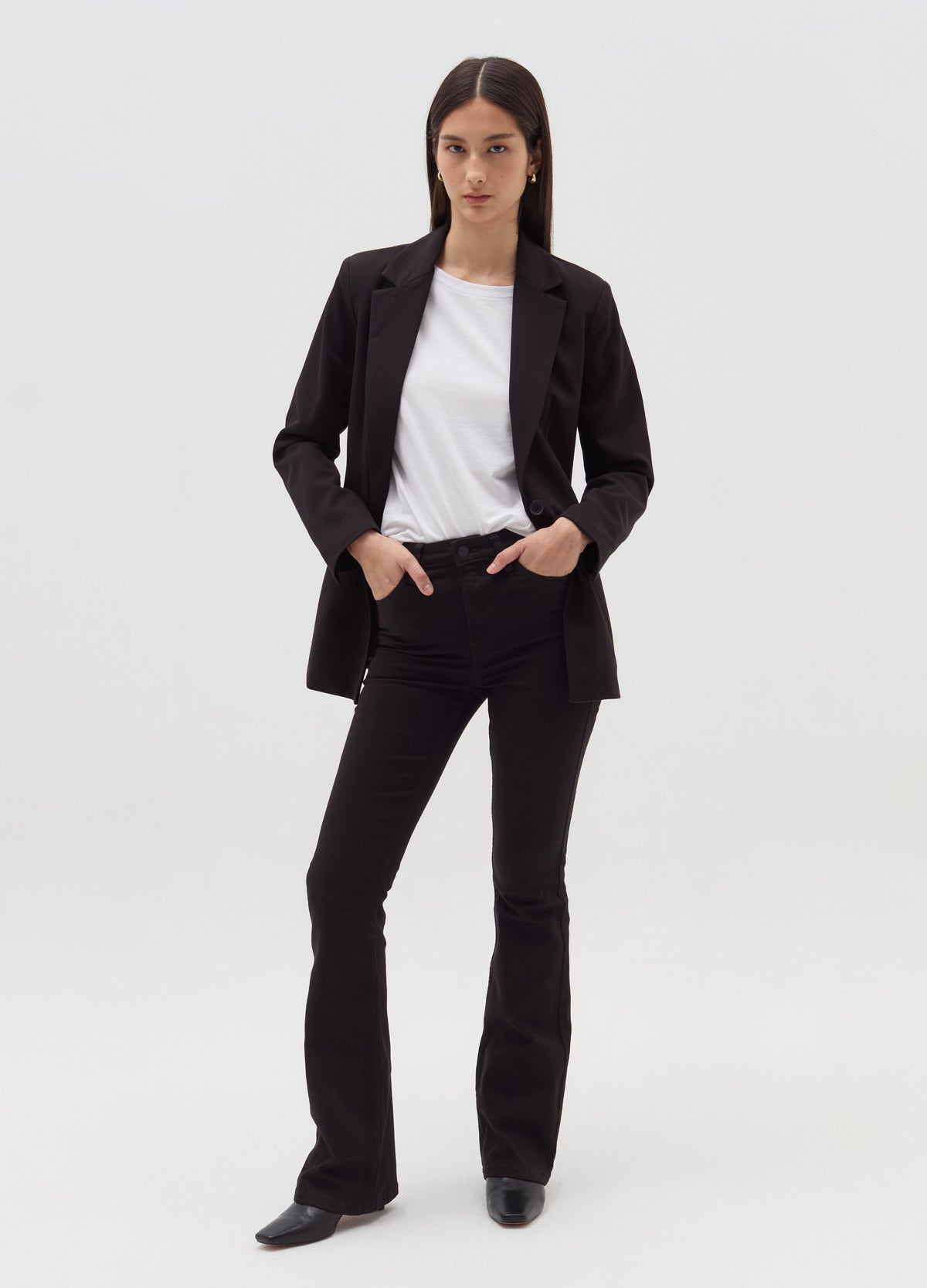 Flare-Fit Jeans With Five Pockets