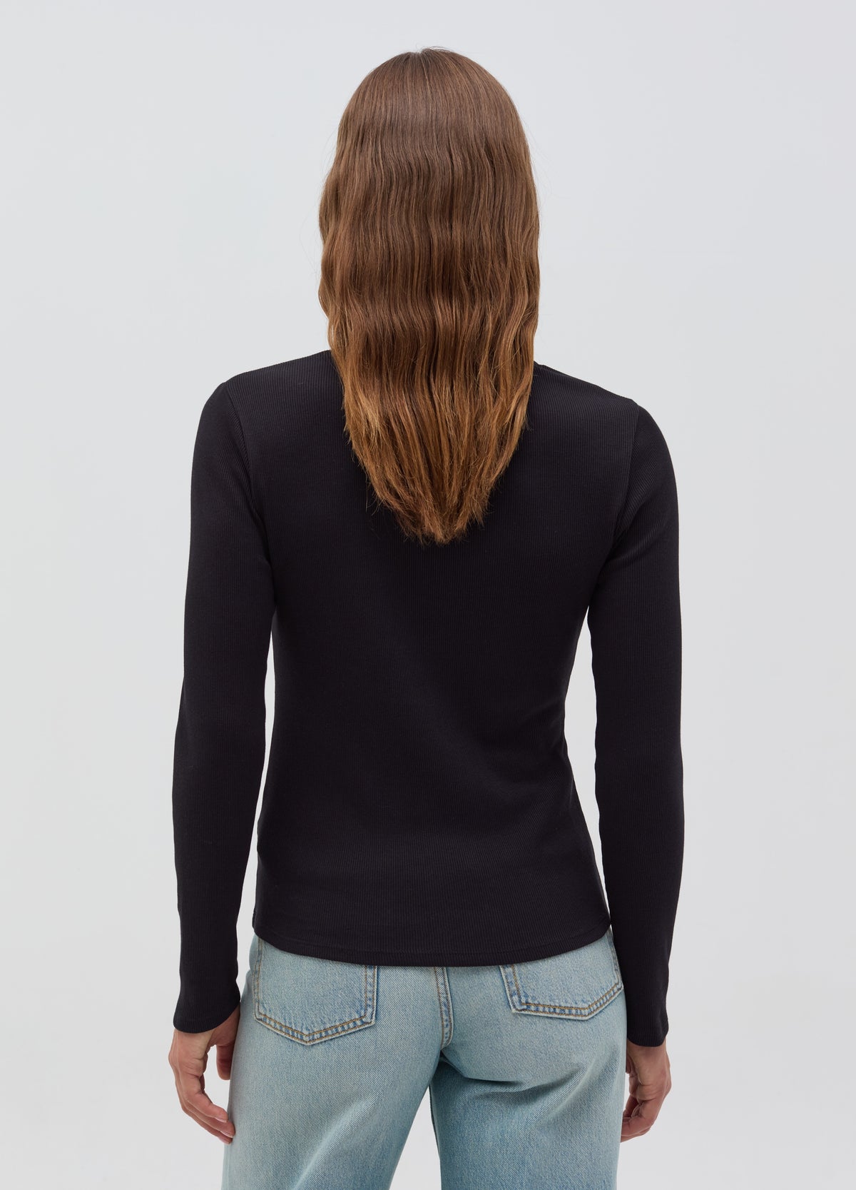 Thin Ribbed T-Shirt With V Neck