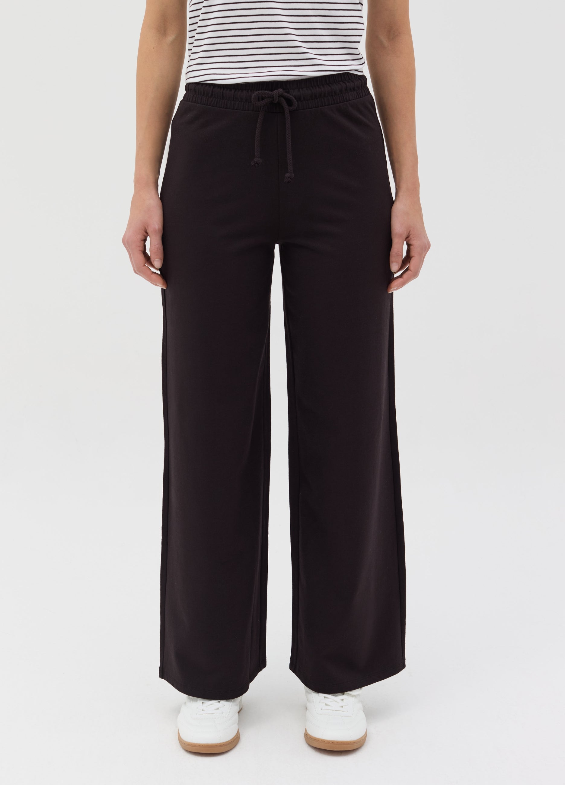 Wide-Leg Joggers In Fleece