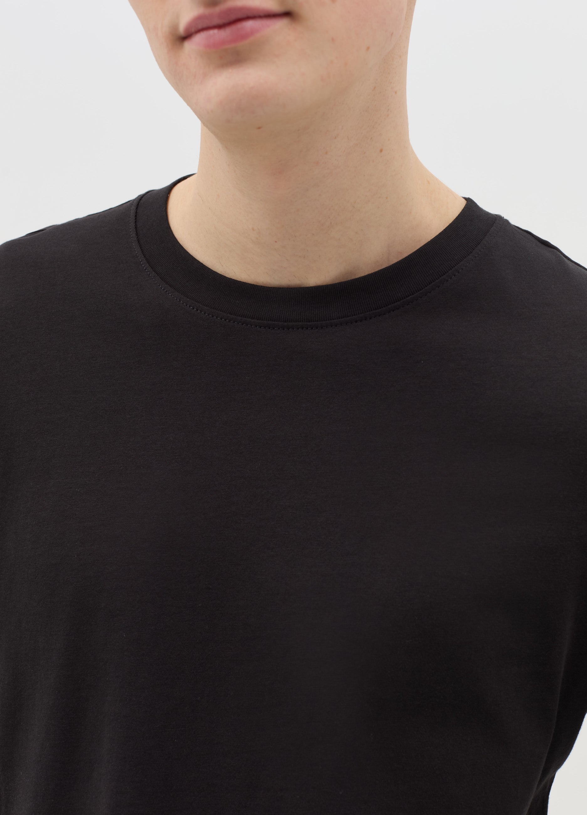 Ovs T-Shirt With Round Neck And Long Sleeves In Cotton