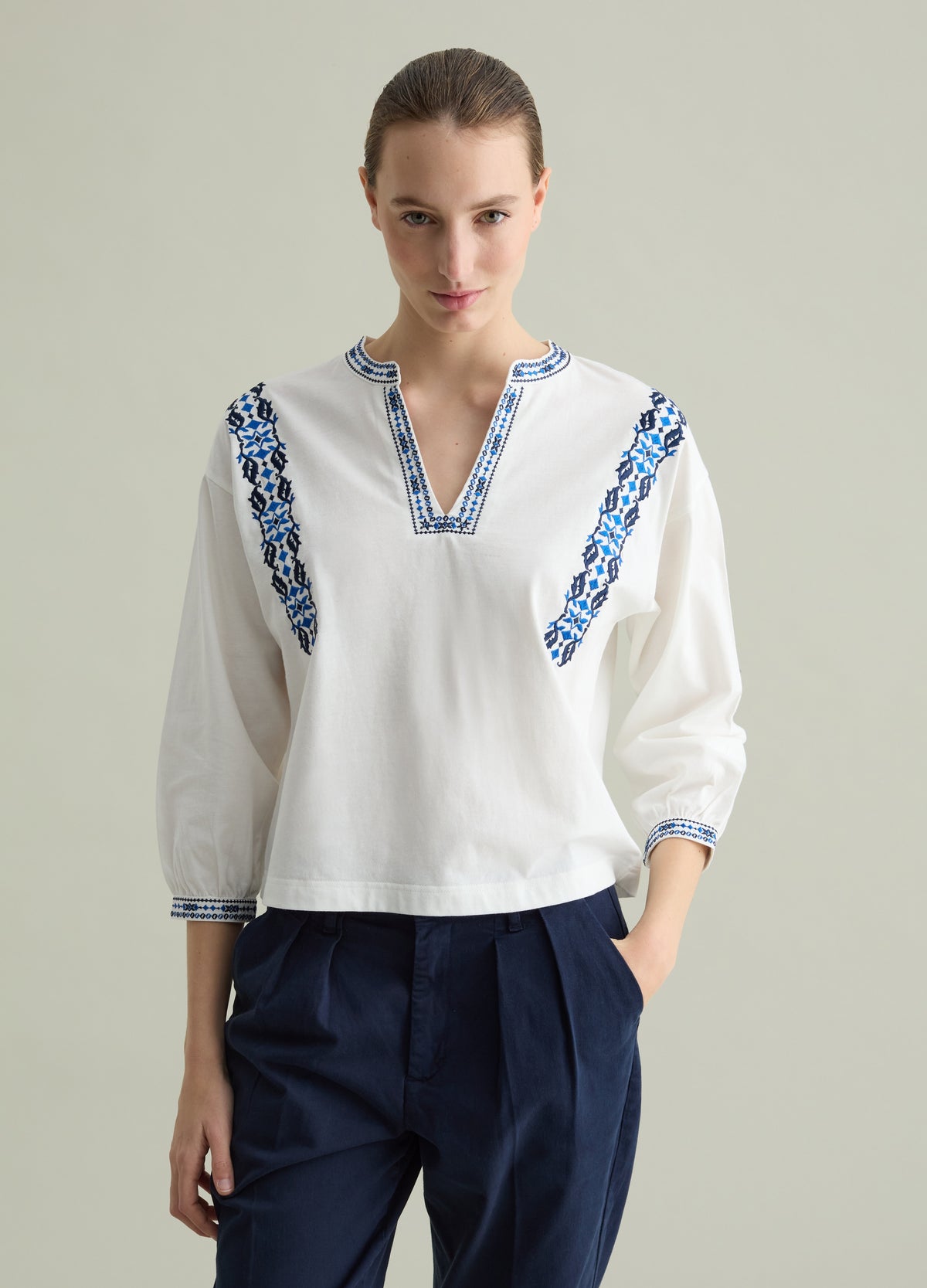 T-Shirt With Ethnic Embroidery