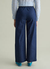 Wide-Leg Jeans
