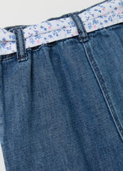 Wide-Leg Jeans With Floral Belt