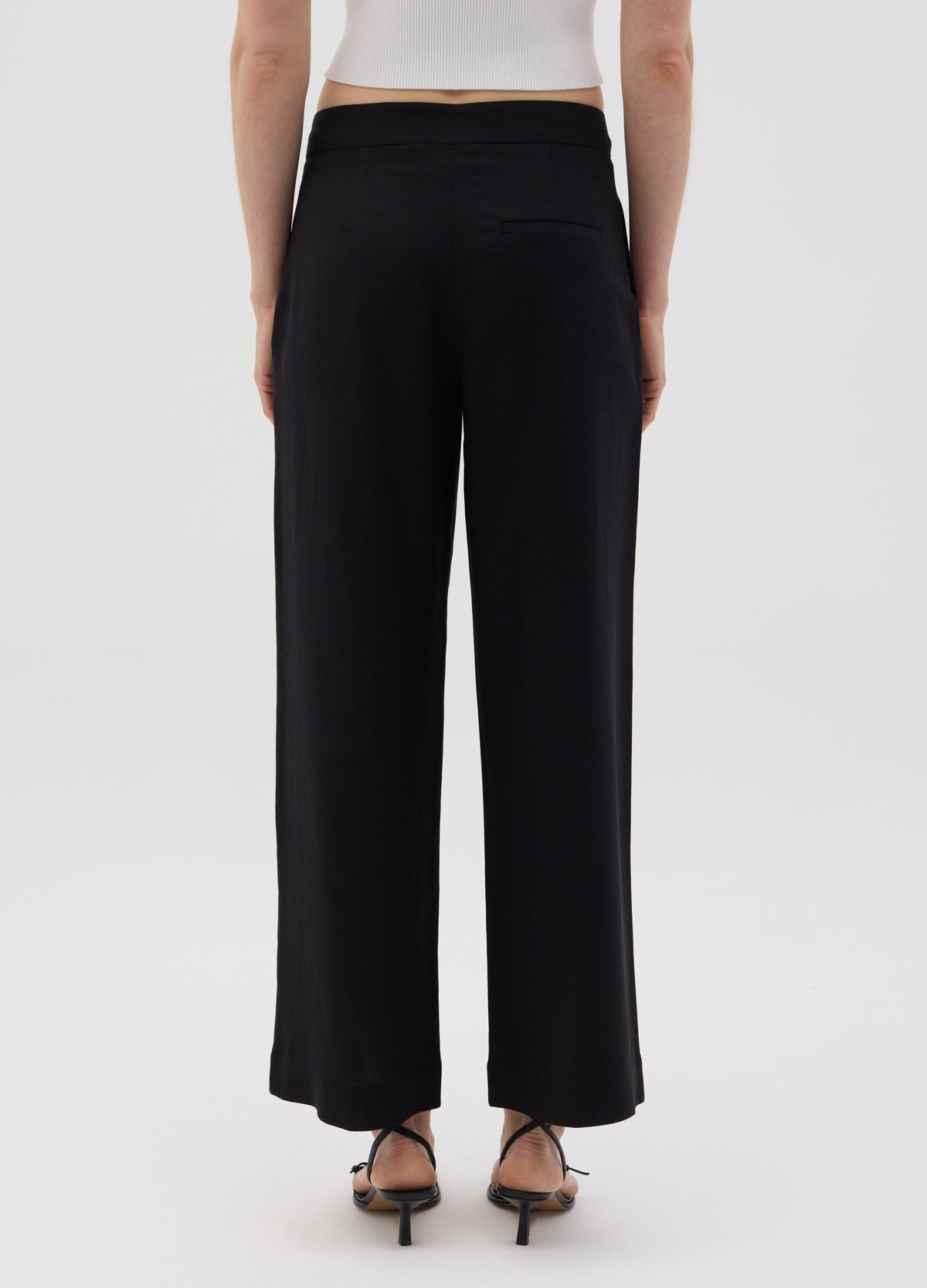 Women'S Black Regular-Fit Trousers In Viscose And Linen Blend