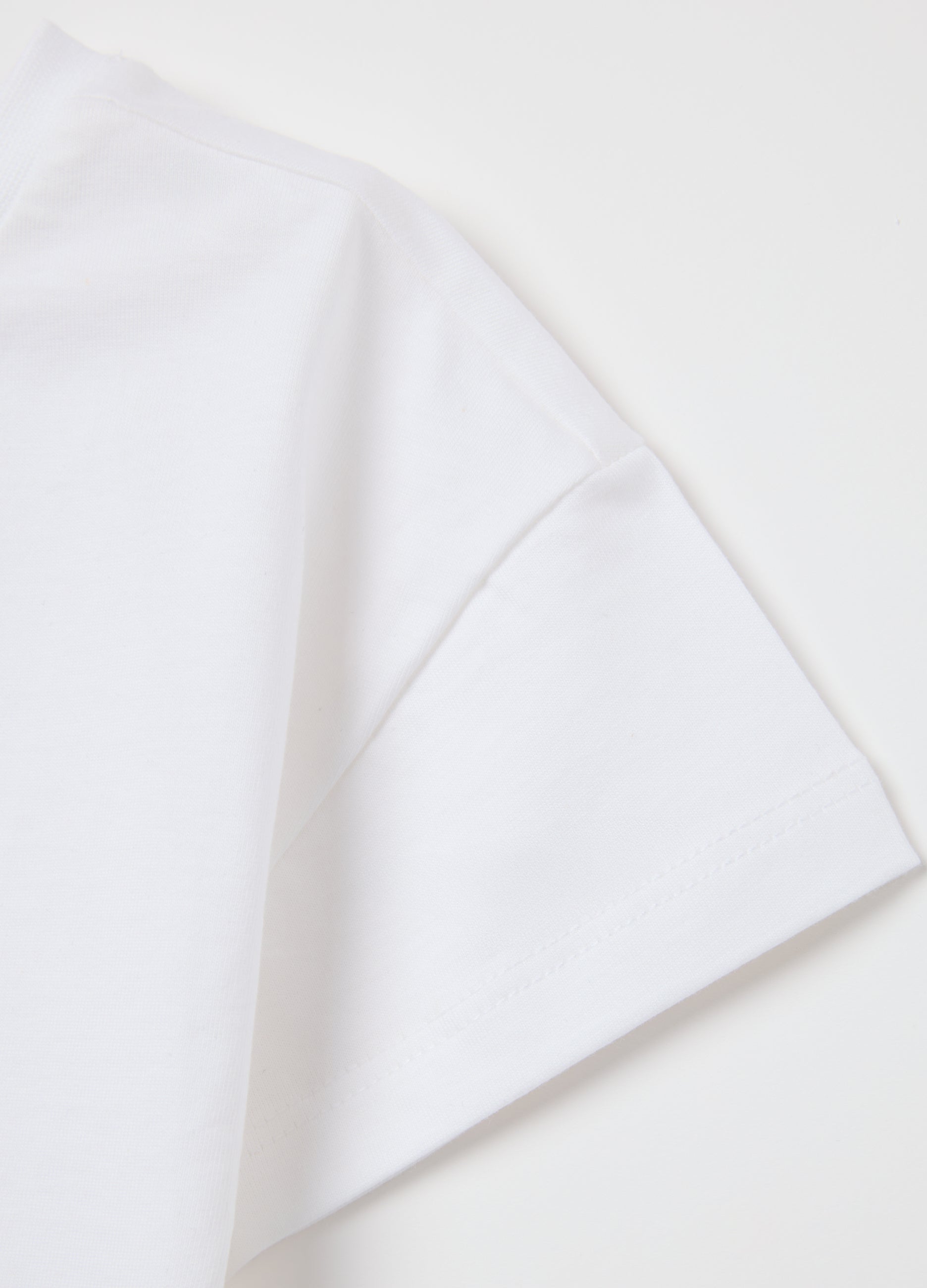 White Pure Cotton Girl'S T-Shirt Boxy Fit With Print