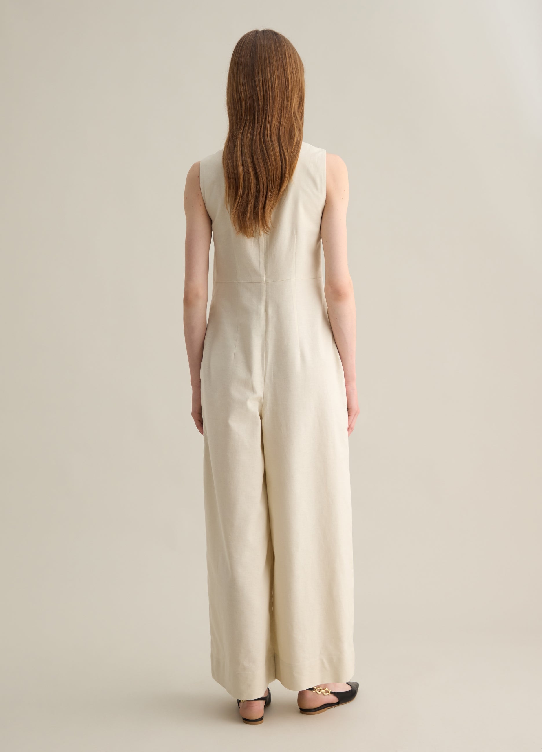 Sleeveless Beige Jumpsuit In Cotton And Linen