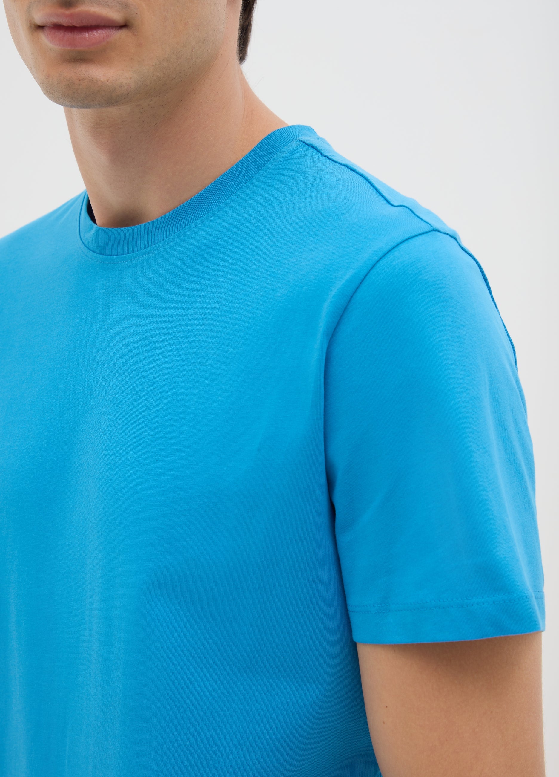 Men'S Sky Blue Pure Cotton T-Shirt In Regular Fit