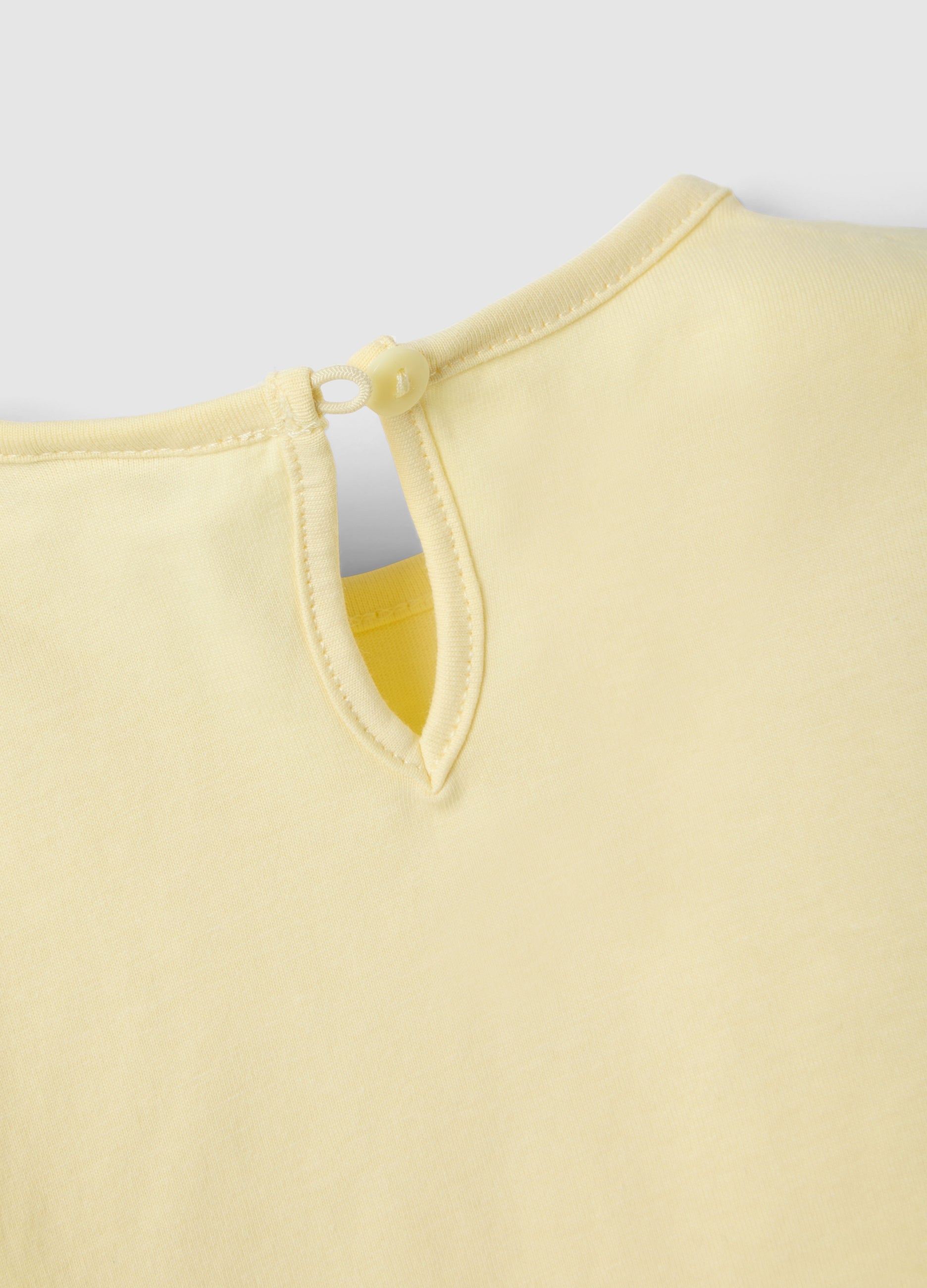 Ovs Girls' Regular Fit Yellow Cotton T-Shirt With Butterfly